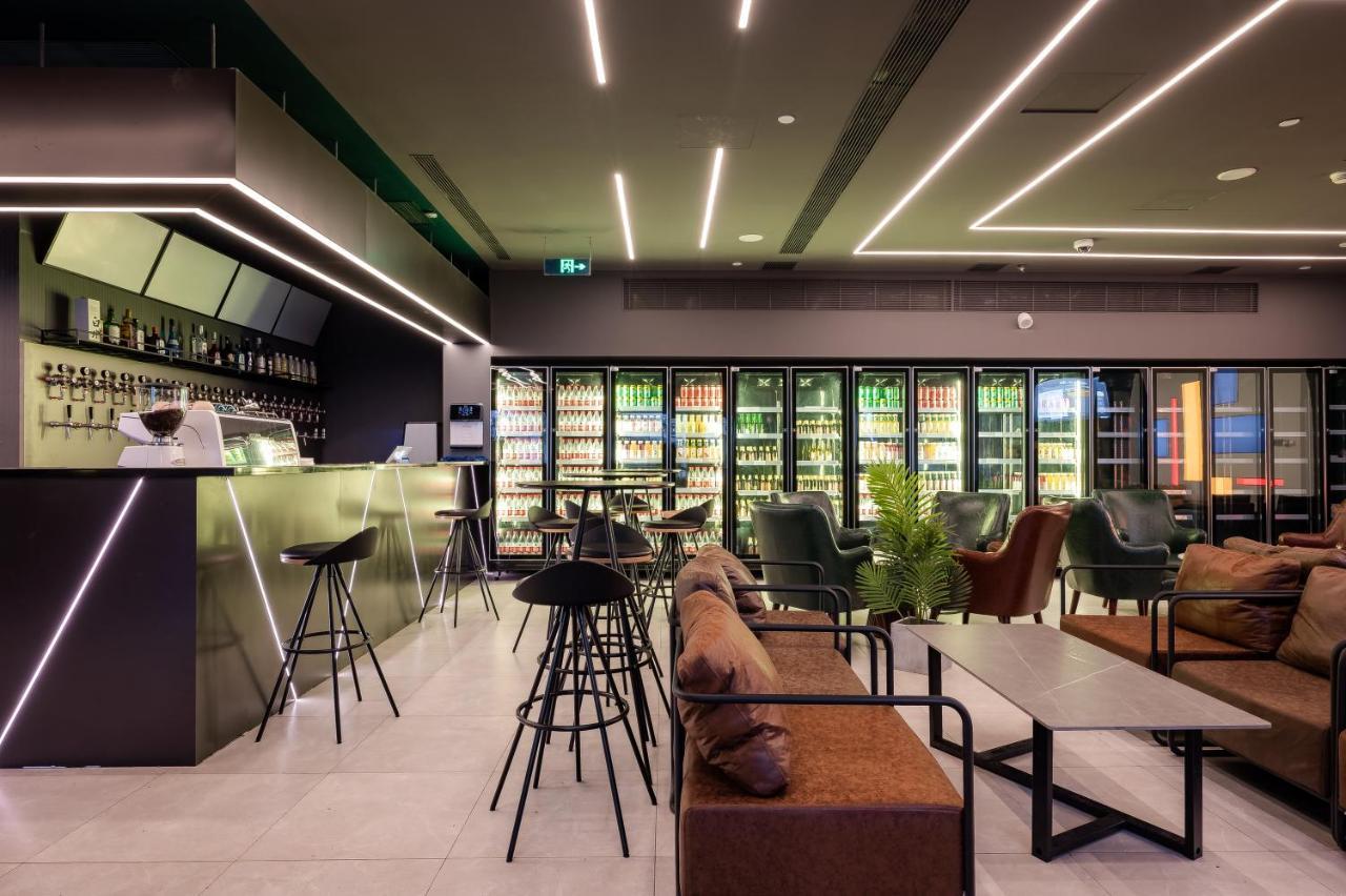 Dayin International Youth Hostel - Near East Nanjing Road & People'S Square & The Bund -Large Social Area -Bar -Cafe -Gym -Free Laundry Luggage Storage -24H Front Desk -English Service Shanghai Buitenkant foto
