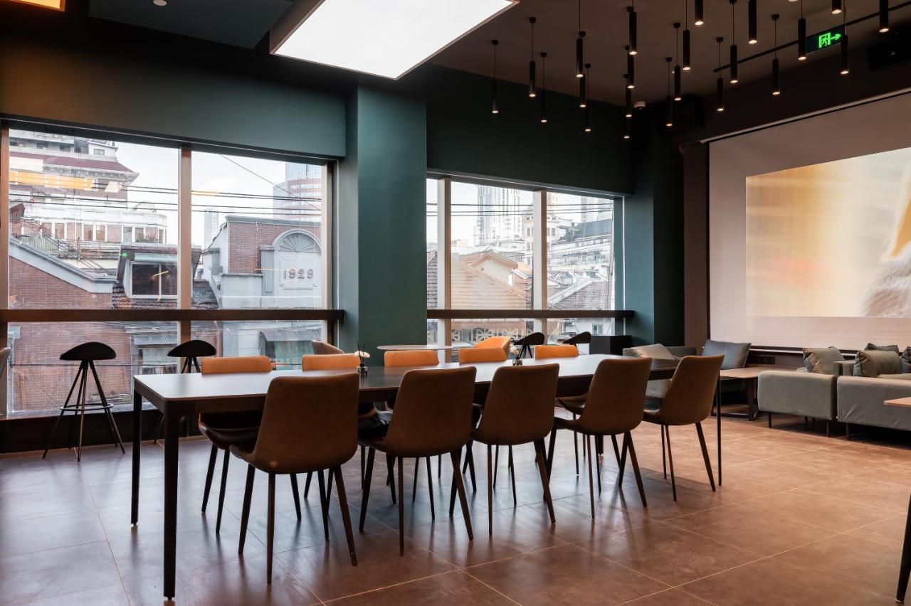 Dayin International Youth Hostel - Near East Nanjing Road & People'S Square & The Bund -Large Social Area -Bar -Cafe -Gym -Free Laundry Luggage Storage -24H Front Desk -English Service Shanghai Buitenkant foto