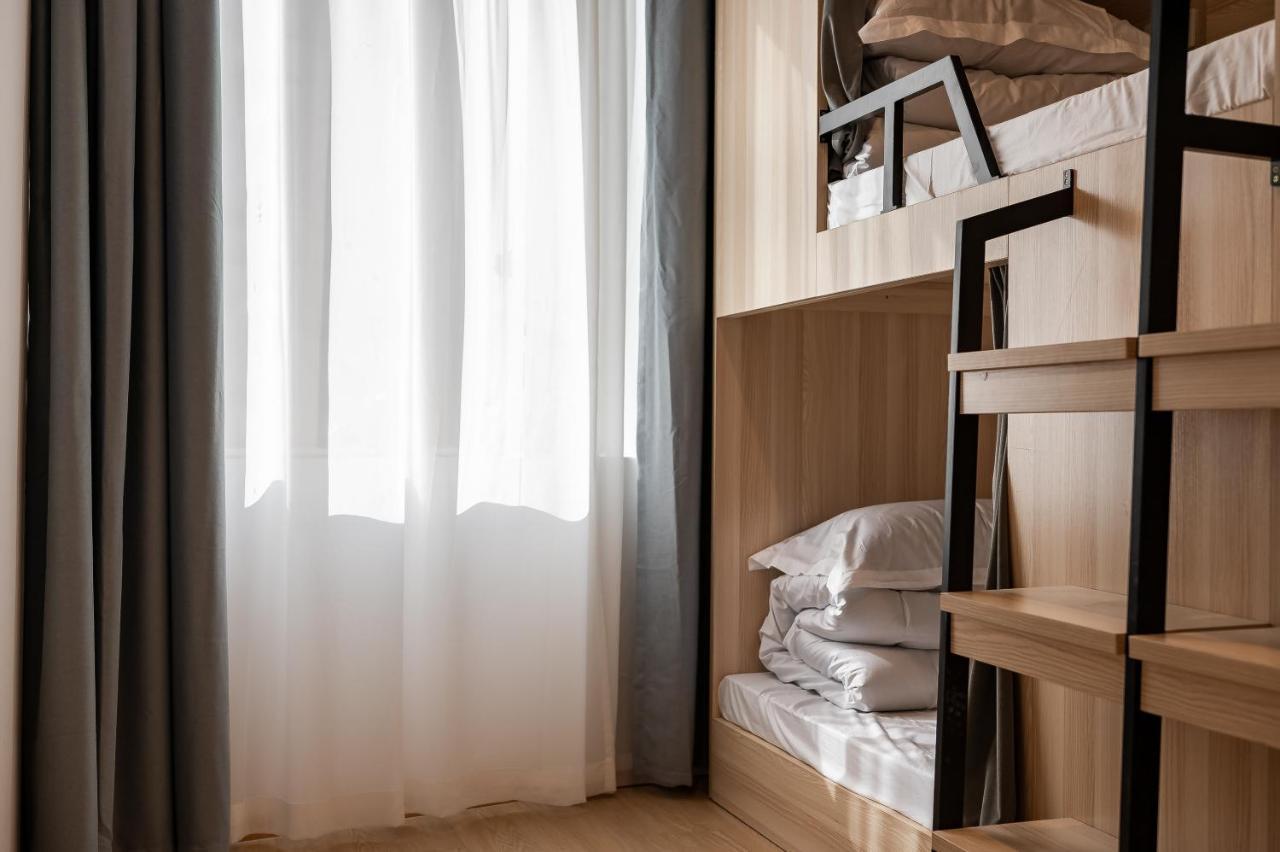 Dayin International Youth Hostel - Near East Nanjing Road & People'S Square & The Bund -Large Social Area -Bar -Cafe -Gym -Free Laundry Luggage Storage -24H Front Desk -English Service Shanghai Buitenkant foto