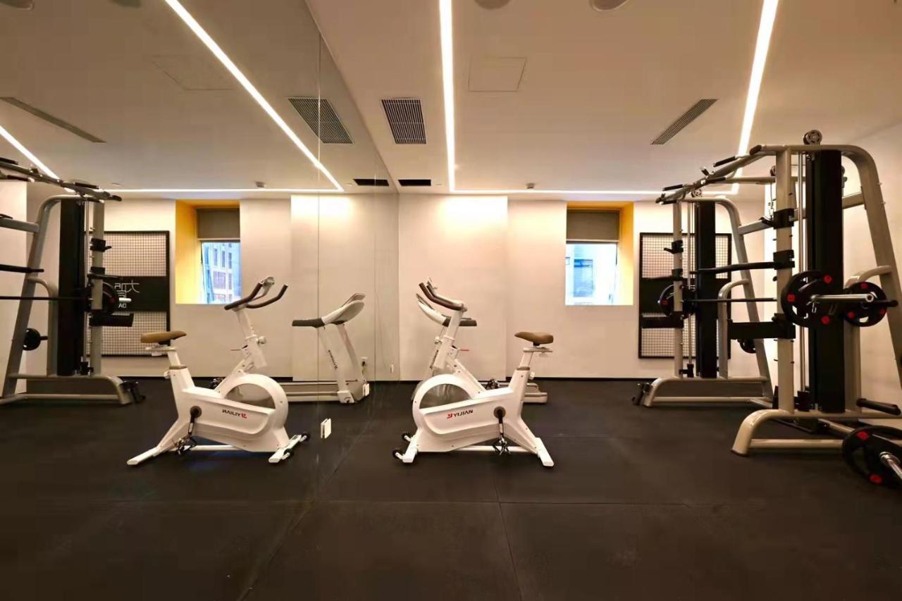 Dayin International Youth Hostel - Near East Nanjing Road & People'S Square & The Bund -Large Social Area -Bar -Cafe -Gym -Free Laundry Luggage Storage -24H Front Desk -English Service Shanghai Buitenkant foto
